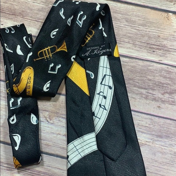 Vintage music note tie - Picture 2 of 3